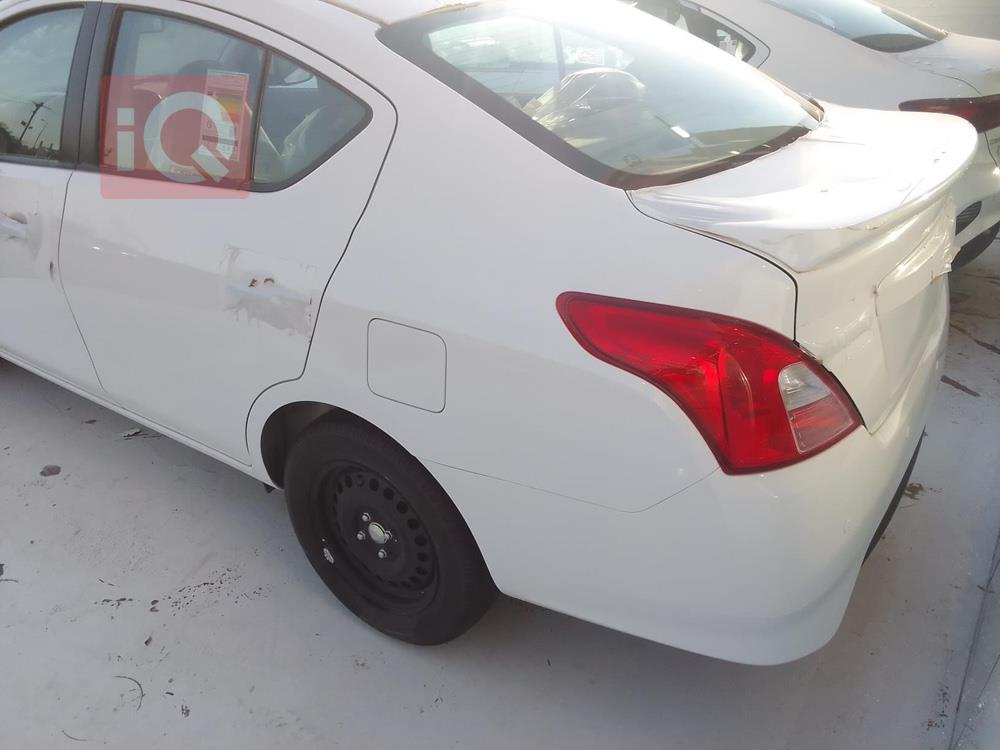 Nissan Sunny